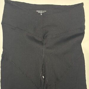 Year of Ours Black Ribbed Active Leggings Women’s Sz Medium